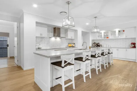 Property photo of 9 Havenview Court Bahrs Scrub QLD 4207