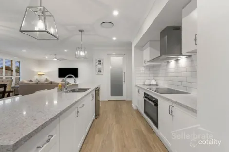 Property photo of 9 Havenview Court Bahrs Scrub QLD 4207