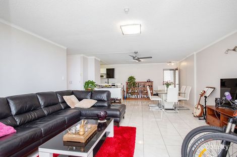 Property photo of 17/18 Queen Street Southport QLD 4215