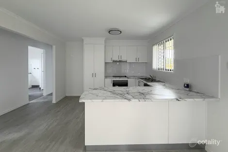 Property photo of 16 Blarney Drive Eli Waters QLD 4655