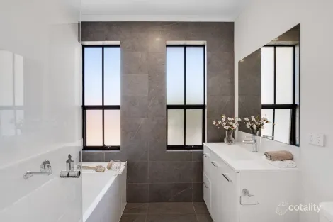 Property photo of 17A Raymond Road St Agnes SA 5097