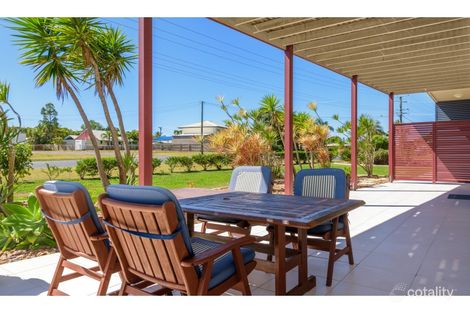 Property photo of 2 Zircon Avenue Rainbow Beach QLD 4581
