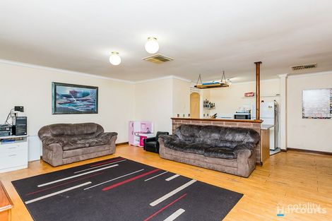 51 Christmas Ave, Heathridge, WA 6027