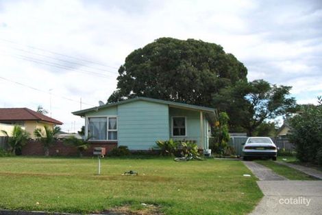 52 Benaud Cres, Warilla, NSW 2528