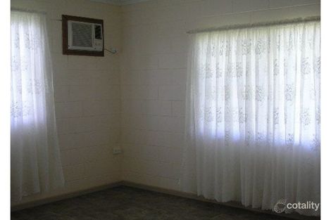 14 Barramundi St, Taylors Beach, QLD 4850