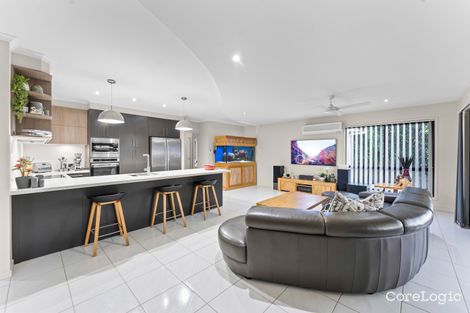 Property photo of 6 Seabiscuit Crescent Kallangur QLD 4503