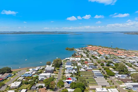 4 Edinburgh St, Victoria Point, QLD 4165