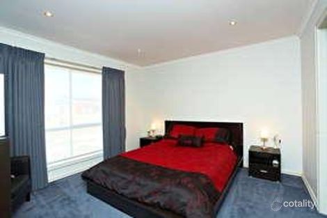 Property photo of 27 Featherhead Way Harkness VIC 3337