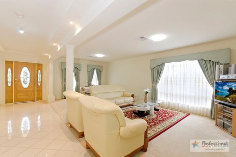 Property photo of 6 Bellevue Circuit Gulfview Heights SA 5096