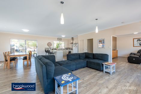 Property photo of 4 Parakeet Close Mount Helena WA 6082