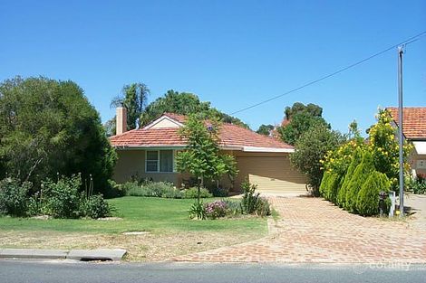 128 Williamson Ave, Cloverdale, WA 6105