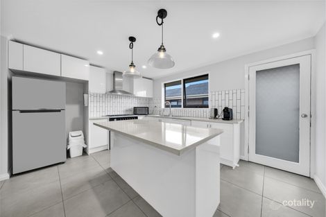 Property photo of 15 Anaconda Road Narre Warren VIC 3805