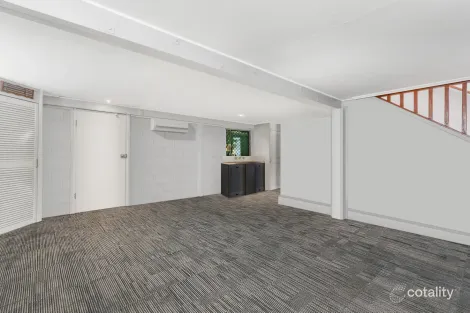 Property photo of 10 Balmore Street Indooroopilly QLD 4068