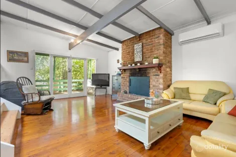 72 Woodcourt Rd, Berowra Heights, NSW 2082