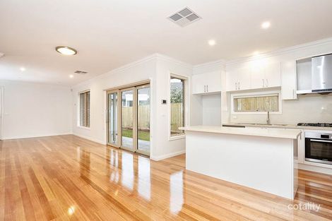 Property photo of 2/18 Avondale Grove Mount Waverley VIC 3149