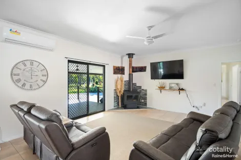 Property photo of 313 Pacific Haven Circuit Pacific Haven QLD 4659