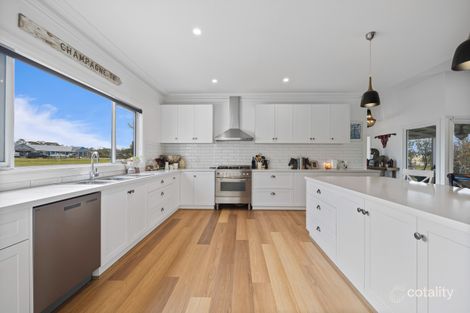 Property photo of 40 Bryant Court Ballan VIC 3342