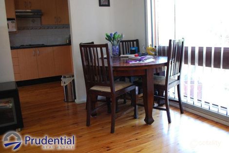 Property photo of 16 Clover Place Macquarie Fields NSW 2564