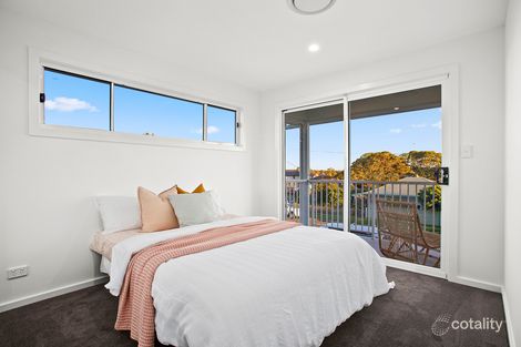 Property photo of 1/6 Chisholm Street Shellharbour NSW 2529