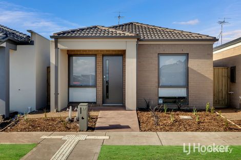 Property photo of 17 Villette Avenue Tarneit VIC 3029