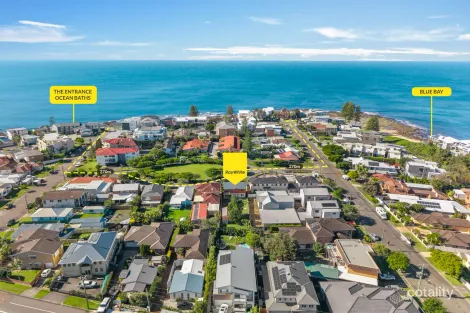 Property photo of 7 The Crescent Blue Bay NSW 2261
