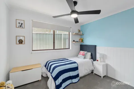 Property photo of 5 Crighton Place Dapto NSW 2530