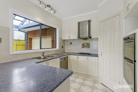 Property photo of 13 Cotterell Way Seabrook VIC 3028