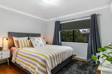 Property photo of 1/10 Biran Street Camp Hill QLD 4152