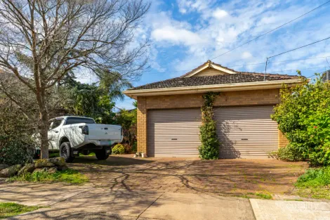 27 President Rd, Albanvale, VIC 3021