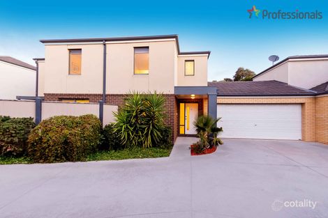 Property photo of 7/8 Sherdley Green Caroline Springs VIC 3023