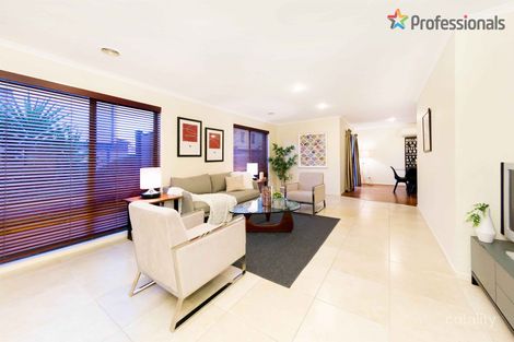 Property photo of 7/8 Sherdley Green Caroline Springs VIC 3023