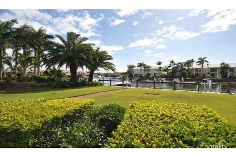 Property photo of 70/1 Lee Road Runaway Bay QLD 4216