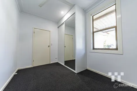 Property photo of 14 Rabaul Street Shortland NSW 2307