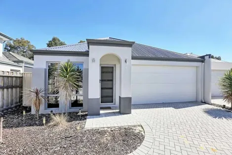 1/18 MALTING CT, CANNING VALE, WA 6155