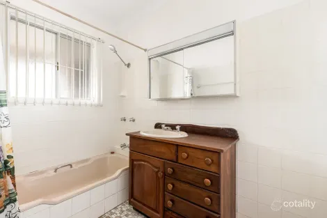 Property photo of 3 Nawarra Street Indooroopilly QLD 4068