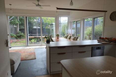 22 Mchenry St, St Kilda East, VIC 3183