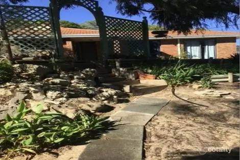 13 Zenner Pl, Binningup, WA 6233