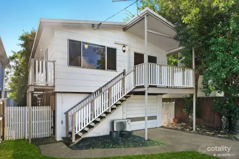 13 LONGDEN ST, COOPERS PLAINS, QLD 4108