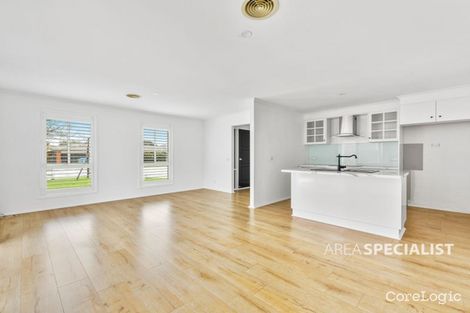 Property photo of 44 Bellbrae Crescent Cranbourne West VIC 3977