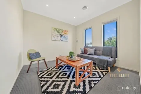 Property photo of 14 Lilyturf Drive Tarneit VIC 3029
