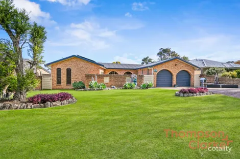 17 Houston Ave, Tenambit, NSW 2323