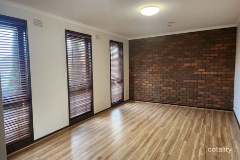 Property photo of 11 Cocoparra Crescent Taylors Lakes VIC 3038