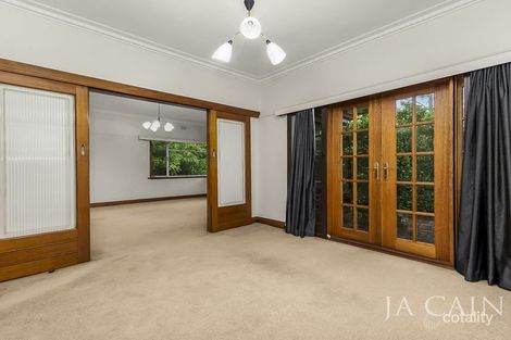 Property photo of 1/111 Through Road Camberwell VIC 3124