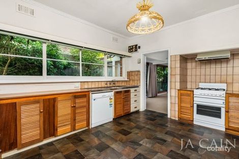 Property photo of 1/111 Through Road Camberwell VIC 3124