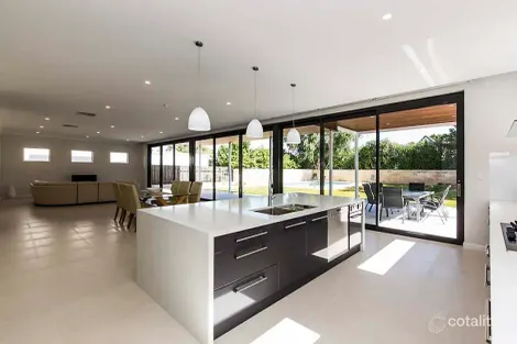 Property photo of 52 Minora Road Dalkeith WA 6009