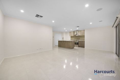 Property photo of 110 Hummingbird Boulevard Tarneit VIC 3029