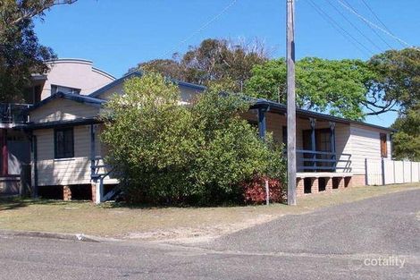 33 Memorial Ave, South West Rocks, NSW 2431