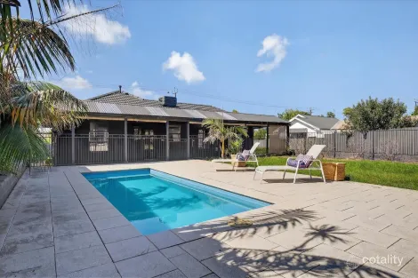 57 Commercial Rd, Port Noarlunga South, SA 5167