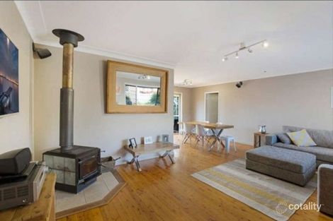 7 Lindgren St, Centenary Heights, QLD 4350