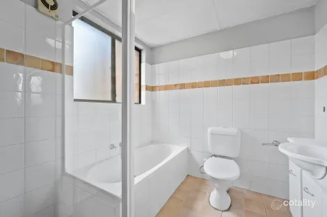 Property photo of 6/227-231 Targo Road Girraween NSW 2145